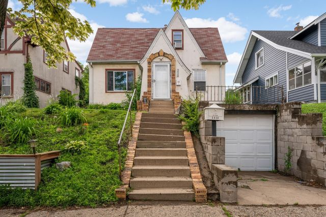 3920 15th Avenue S, Minneapolis, MN 55407