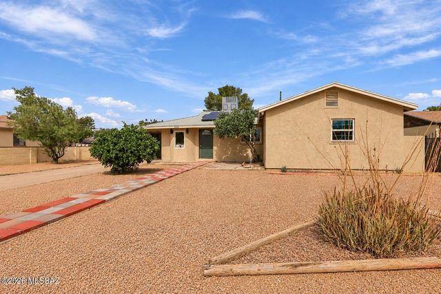 5525 E 24th Street, Tucson, AZ 85711