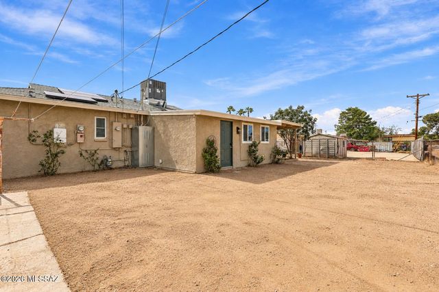 5525 E 24th Street, Tucson, AZ 85711