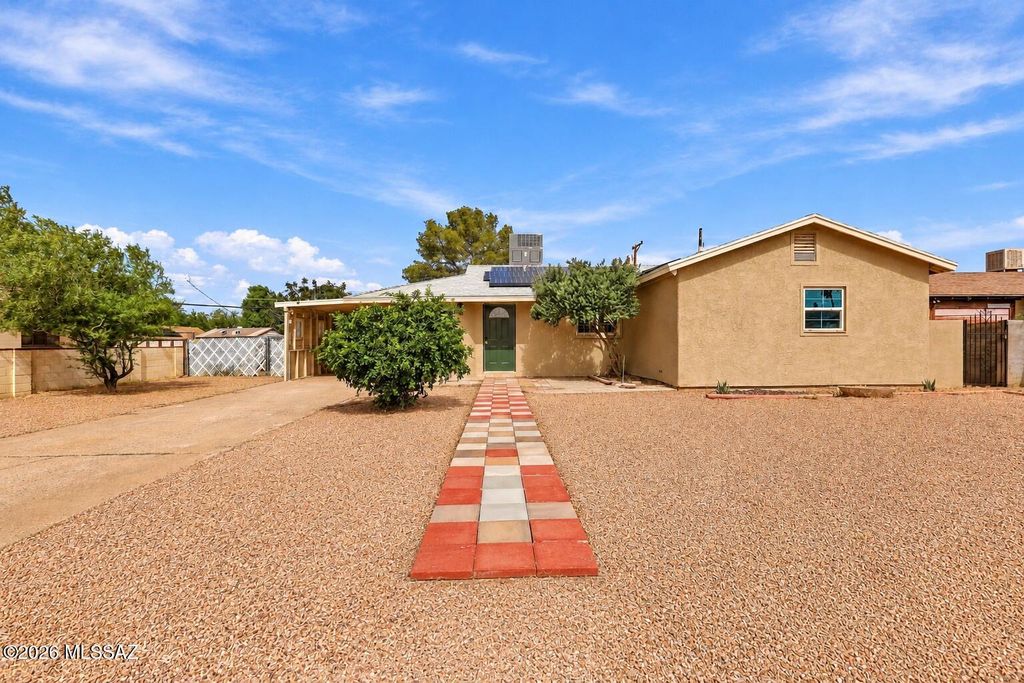 5525 E 24th Street, Tucson, AZ 85711