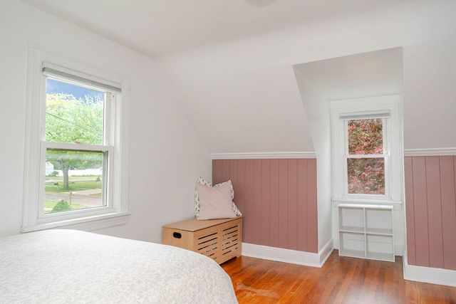 420 Oakhurst Avenue, Kalamazoo, MI 49001