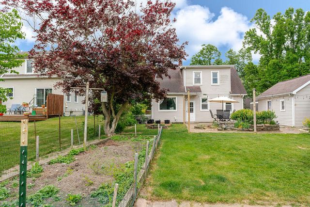 420 Oakhurst Avenue, Kalamazoo, MI 49001
