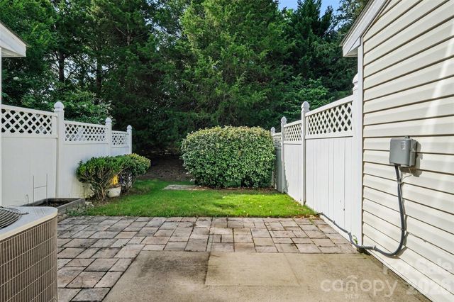 14315 Tranters Creek Lane, Charlotte, NC 28273