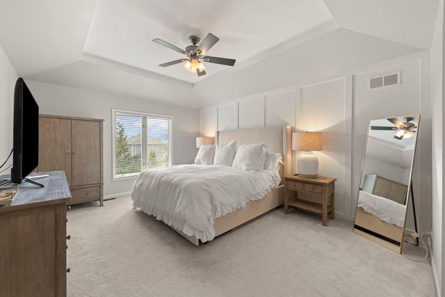 26W172 Klein Creek Drive, Winfield, IL 60190