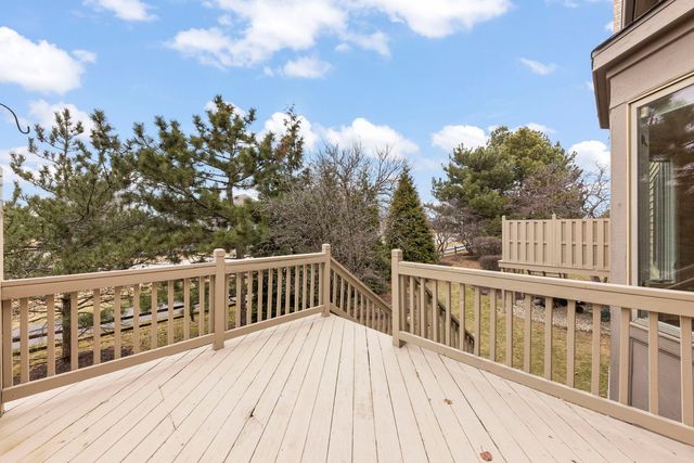 26W172 Klein Creek Drive, Winfield, IL 60190