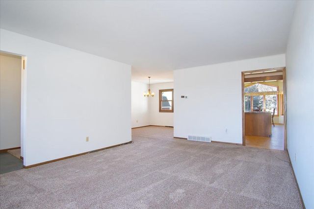 3237 County Road AB, Mcfarland, WI 53558