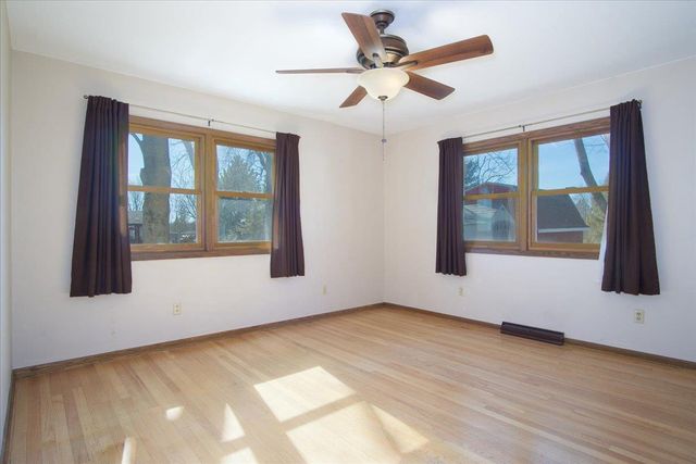 3237 County Road AB, Mcfarland, WI 53558