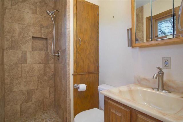 3237 County Road AB, Mcfarland, WI 53558