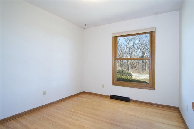 3237 County Road AB, Mcfarland, WI 53558