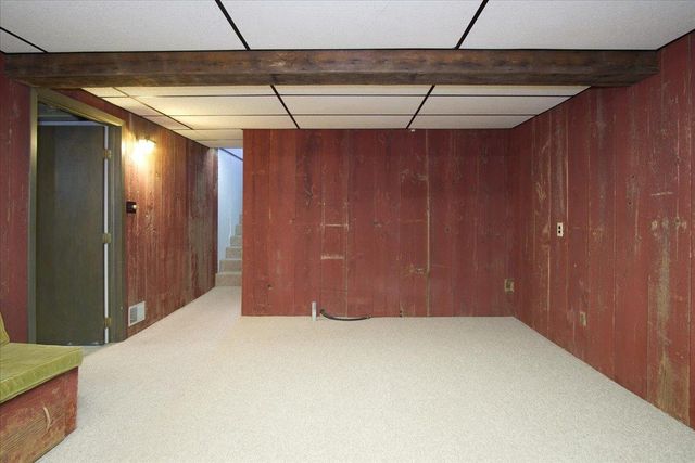 3237 County Road AB, Mcfarland, WI 53558