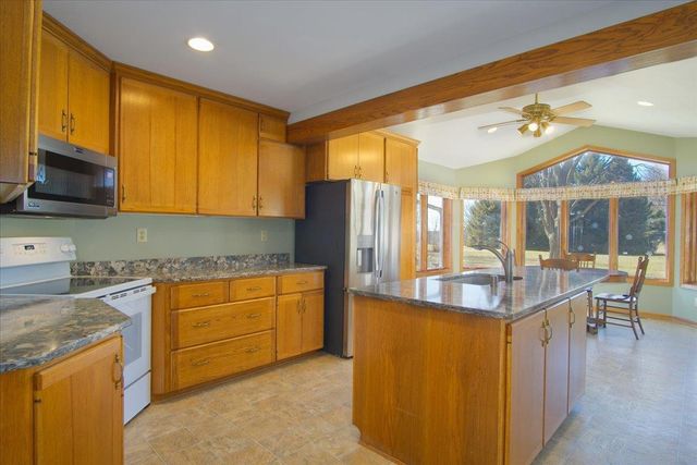 3237 County Road AB, Mcfarland, WI 53558