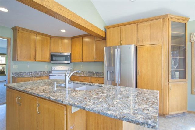 3237 County Road AB, Mcfarland, WI 53558