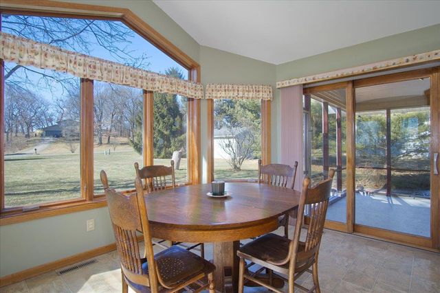 3237 County Road AB, Mcfarland, WI 53558