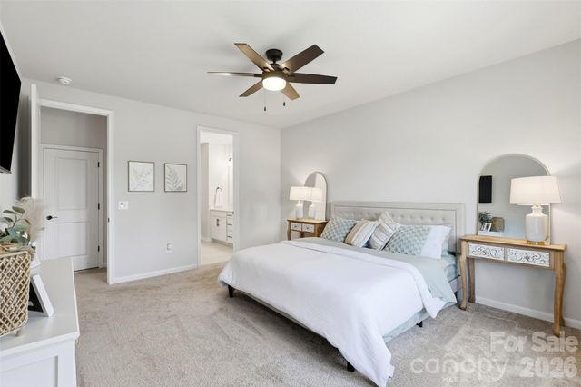 2037 Howell Creek Way, Charlotte, NC 28215