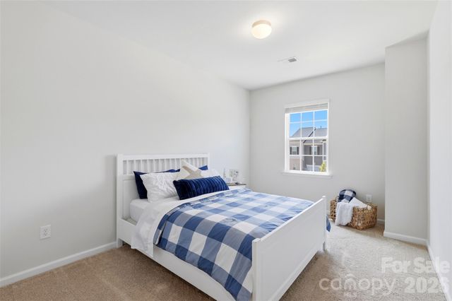 2037 Howell Creek Way, Charlotte, NC 28215