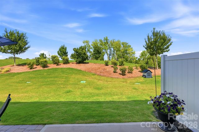 2037 Howell Creek Way, Charlotte, NC 28215