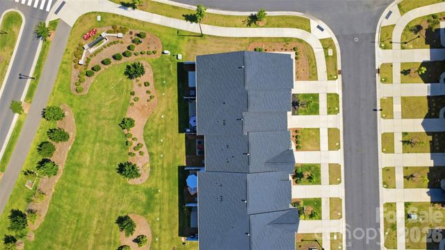 2037 Howell Creek Way, Charlotte, NC 28215