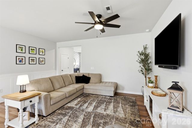 2037 Howell Creek Way, Charlotte, NC 28215