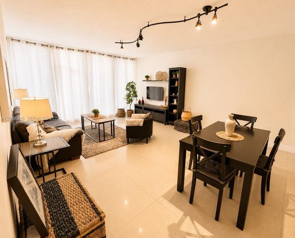 3505 S Ocean Dr 411, Hollywood, FL 33019