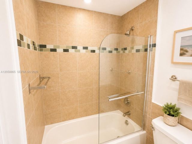 3505 S Ocean Dr 411, Hollywood, FL 33019