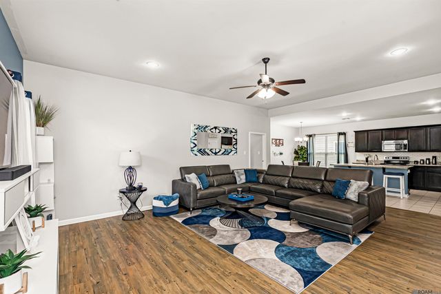 42568 Baystone Ave, Prairieville, LA 70769
