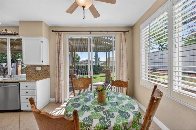 31881 Via Tafalla, Temecula, CA 92592