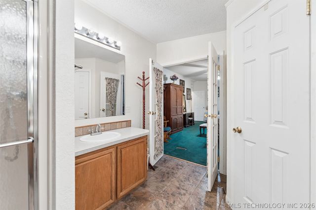 2128 E 4675, Pryor, OK 74361