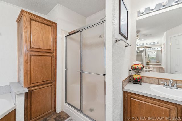 2128 E 4675, Pryor, OK 74361