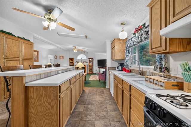 2128 E 4675, Pryor, OK 74361