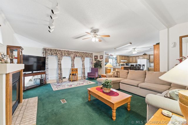 2128 E 4675, Pryor, OK 74361