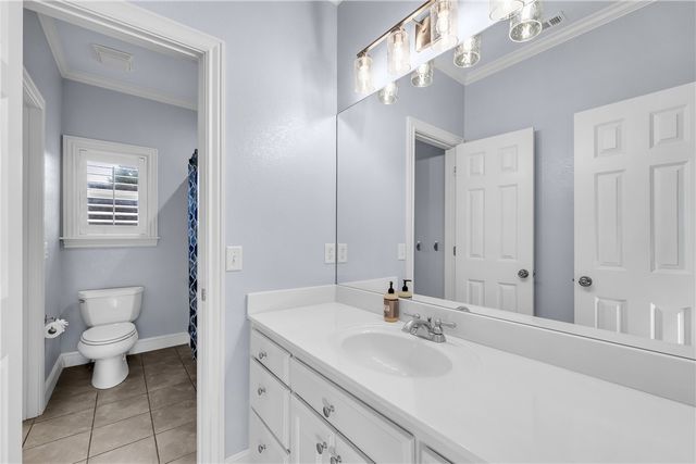 6303 W Valley View Road, Rogers, AR 72758