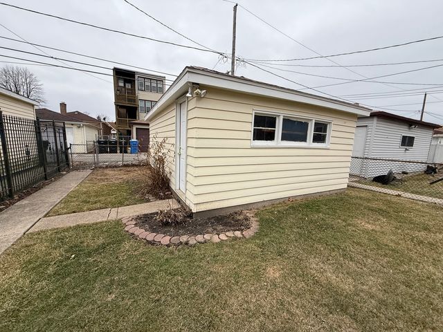 10348 S Rhodes Avenue, Chicago, IL 60628