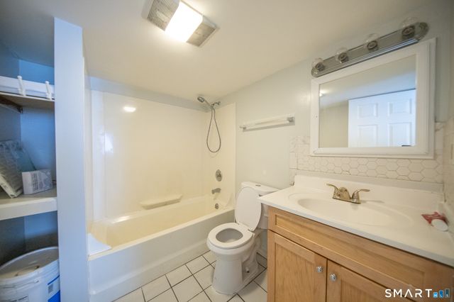 15 Coral Drive, Shelton, CT 06484