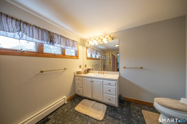 15 Coral Drive, Shelton, CT 06484