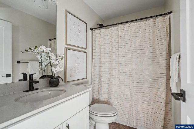 2574 Promise Wy, Lebanon, OR 97355