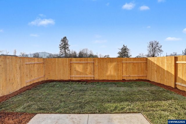 2574 Promise Wy, Lebanon, OR 97355