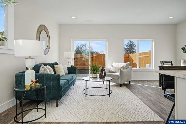 2574 Promise Wy, Lebanon, OR 97355