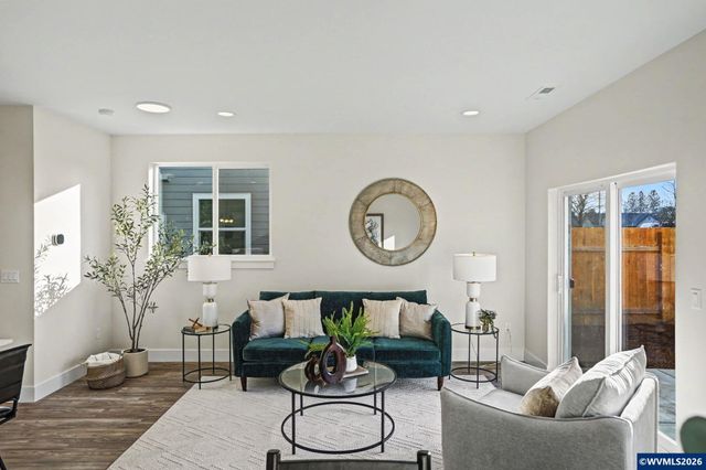 2574 Promise Wy, Lebanon, OR 97355