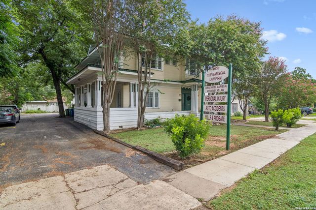 1032 W Woodlawn, San Antonio, TX 78201