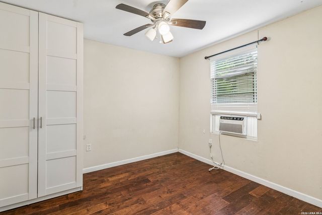 1032 W Woodlawn, San Antonio, TX 78201