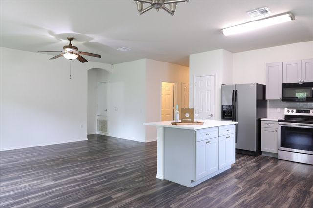 5216 English Glade DR, Austin, TX 78724