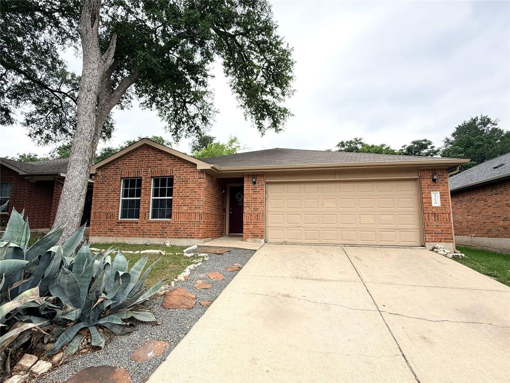 5216 English Glade DR, Austin, TX 78724