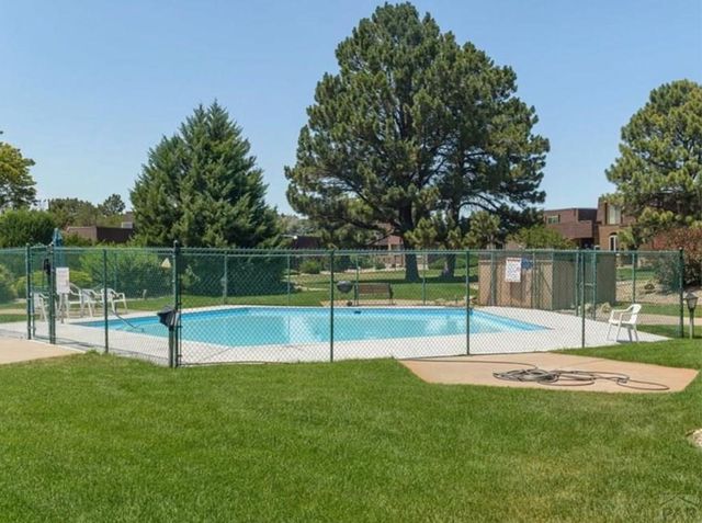 52 Villa Dr, Pueblo, CO 81001