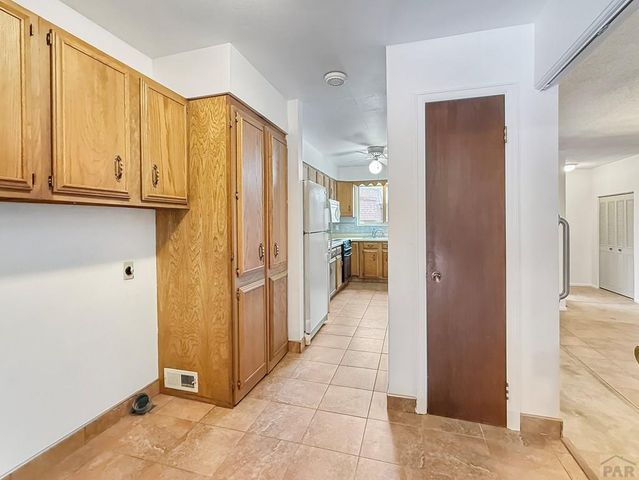52 Villa Dr, Pueblo, CO 81001