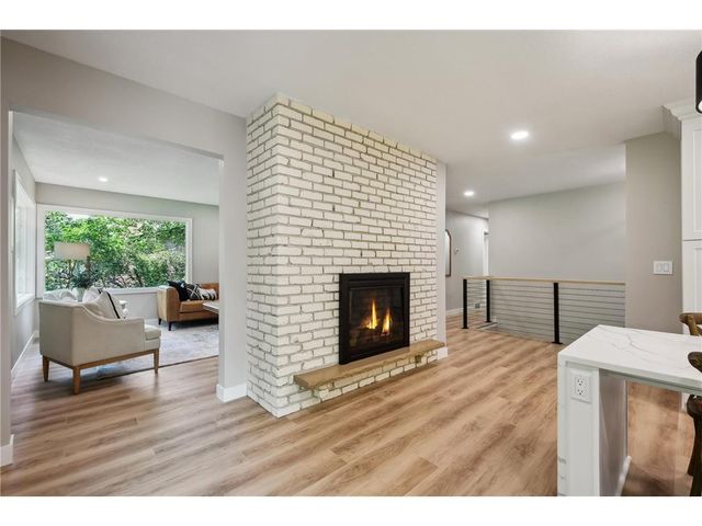 6860 Rosemary Road, Eden Prairie, MN 55346