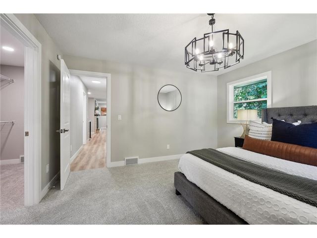 6860 Rosemary Road, Eden Prairie, MN 55346