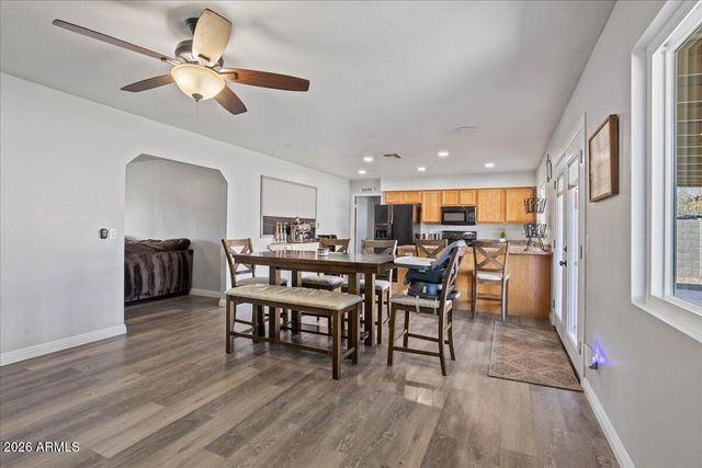 4944 W MICHELLE Drive, Glendale, AZ 85308