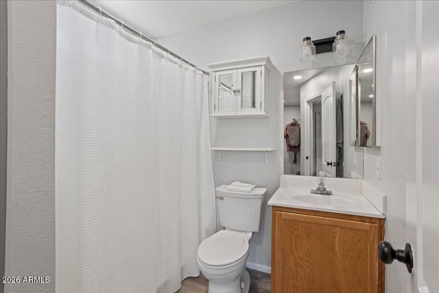 4944 W MICHELLE Drive, Glendale, AZ 85308