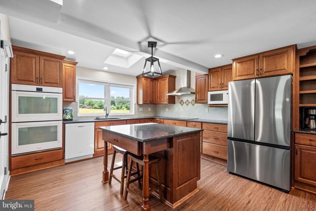 1395 BUCKHORN RD, Sykesville, MD 21784