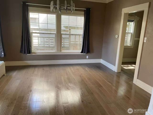 1606 Lakeview Boulevard E, Seattle, WA 98102